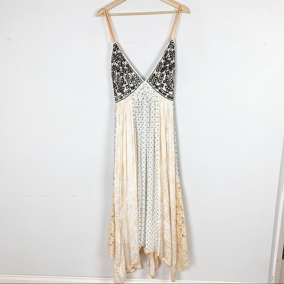 NWT UO Stunning Boho Maxi Dress Flowy Swingy Small - Picture 2 of 16